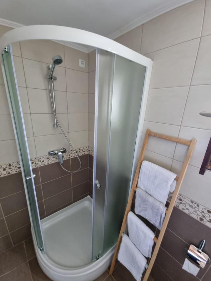 Apartments Luka Rakovica Dış mekan fotoğraf