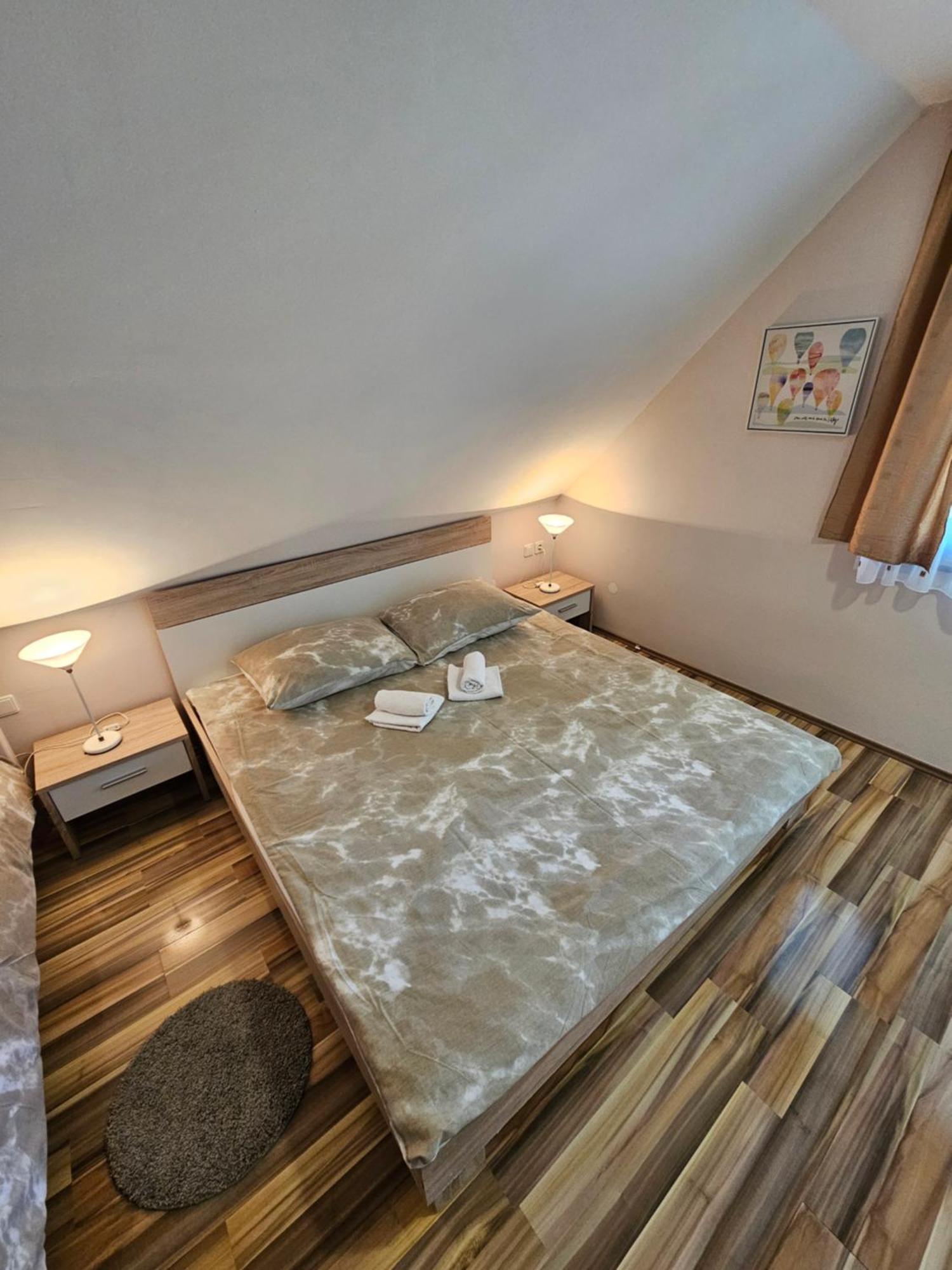 Apartments Luka Rakovica Dış mekan fotoğraf