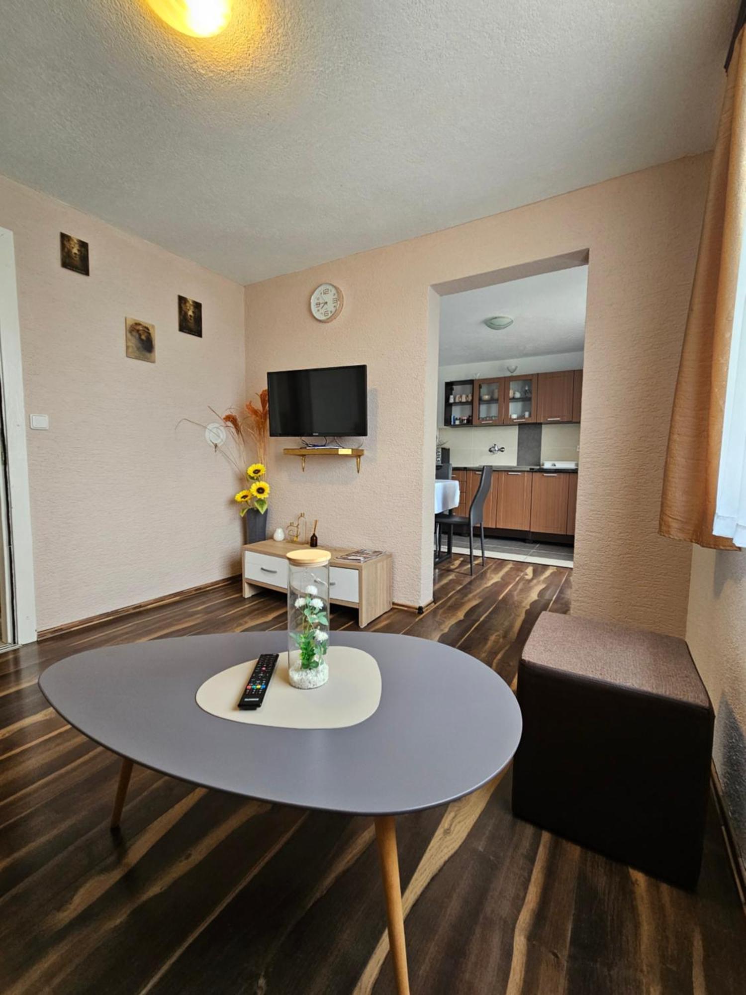 Apartments Luka Rakovica Dış mekan fotoğraf
