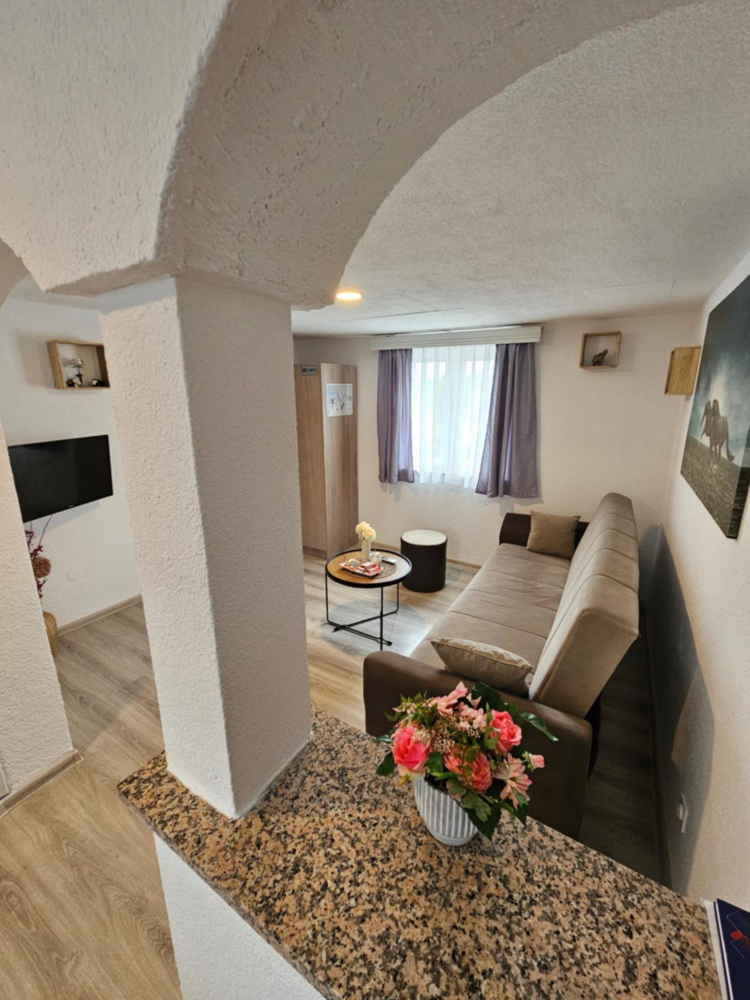 Apartments Luka Rakovica Dış mekan fotoğraf